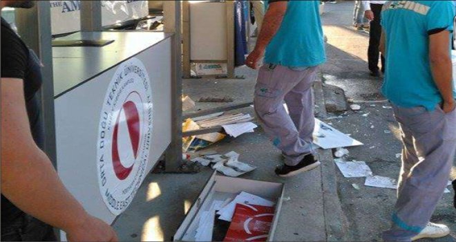  Otobüs ile öğrenci standına daldı..