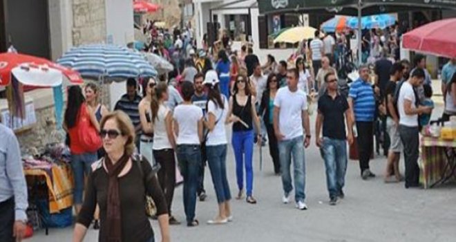 10. Evvel Zaman İçinde Lurucina Panayırı bugün