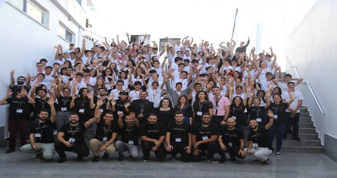 170 LİSE ÖĞRENCİSİNE GAÜ’DE PROGRAMLAMA EĞİTİMİ VERİLDİ