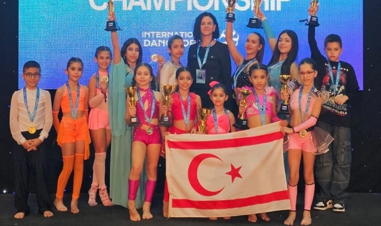 Çocuk Fitness Milli Takımı, Uluslararası Avrupa Fitness & Dans Şampiyonası’ndan 6 birincilikle döndü