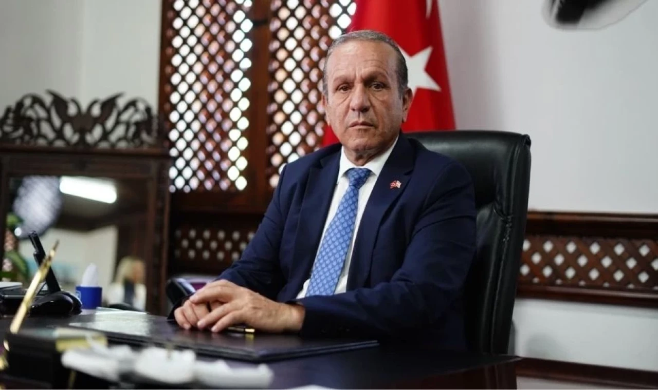 Fikri Ataoğlu’ndan Kazakistan–Güney Kıbrıs uçuşlarına tepki: Turizm siyasi manipülasyon aracı değil