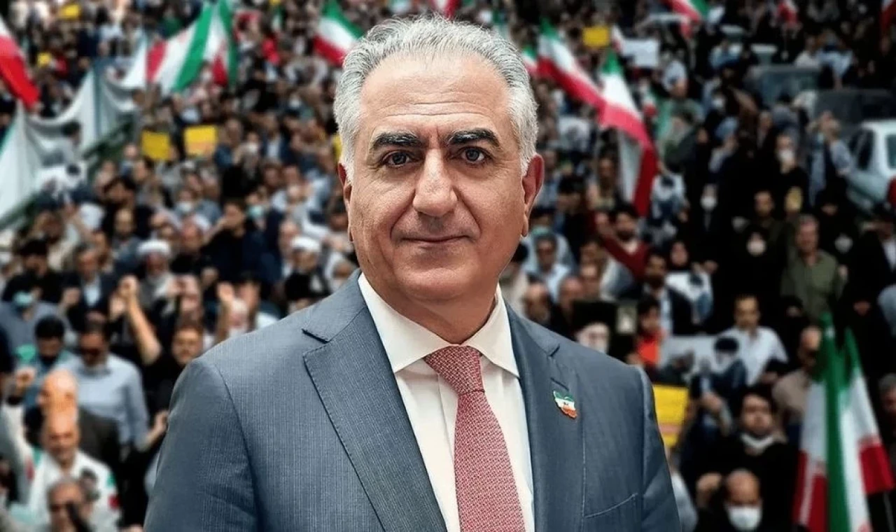 Devrik İran Şahı Rıza Pehlevi: Hamaney’in ölümüyle İran rejimi fiilen sona erdi