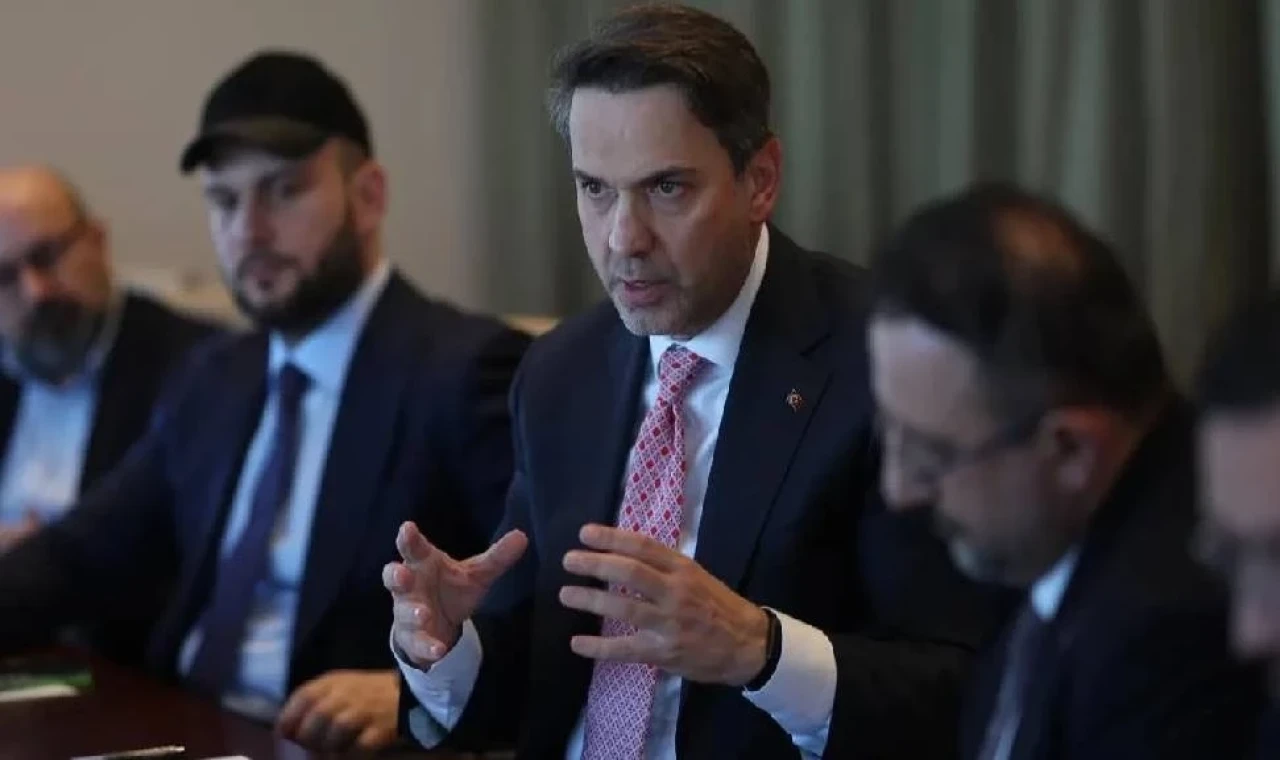 Alparslan Bayraktar: KKTC’ye doğal gaz boru hattı için çalışma yürütülüyor