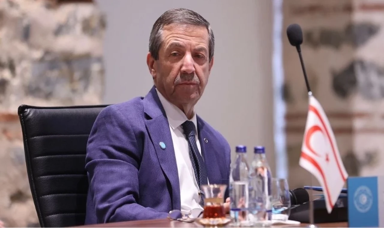 Ertuğruloğlu: Bayraklarımıza yapılan her saldırı, doğrudan millete yapılmış sayılmaktadır