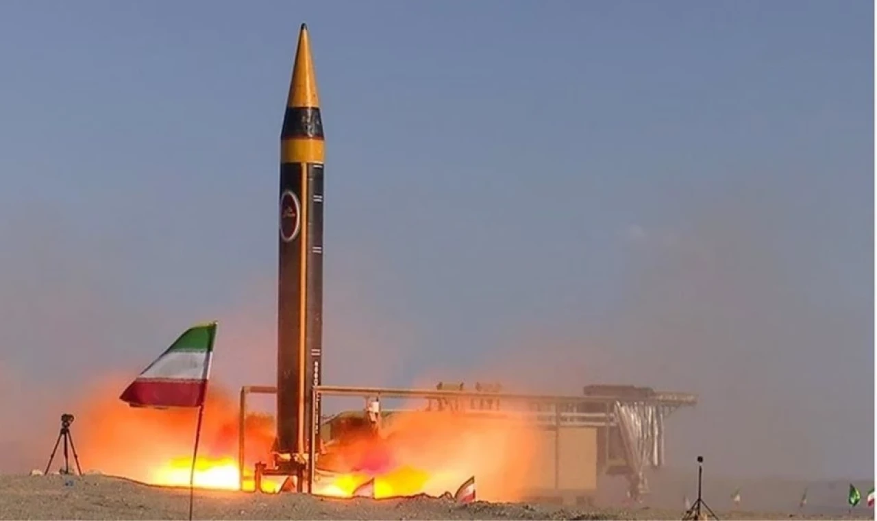 İran: BAE'de Amerikan savaş pilotlarının toplantısı vuruldu, çok sayıda ölü olabiir