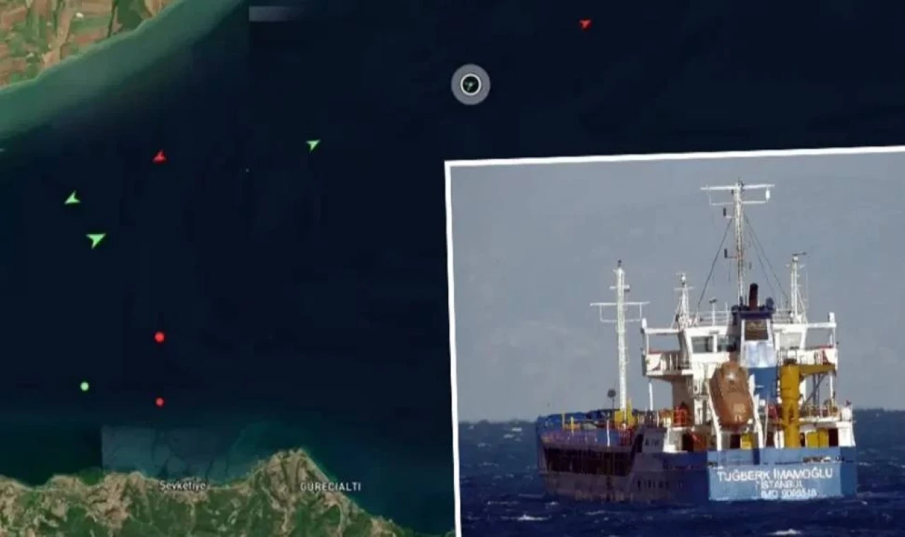 Marmara'da iki ticari gemi çarpıştı: 10 kişi ile irtibat kurulamıyor