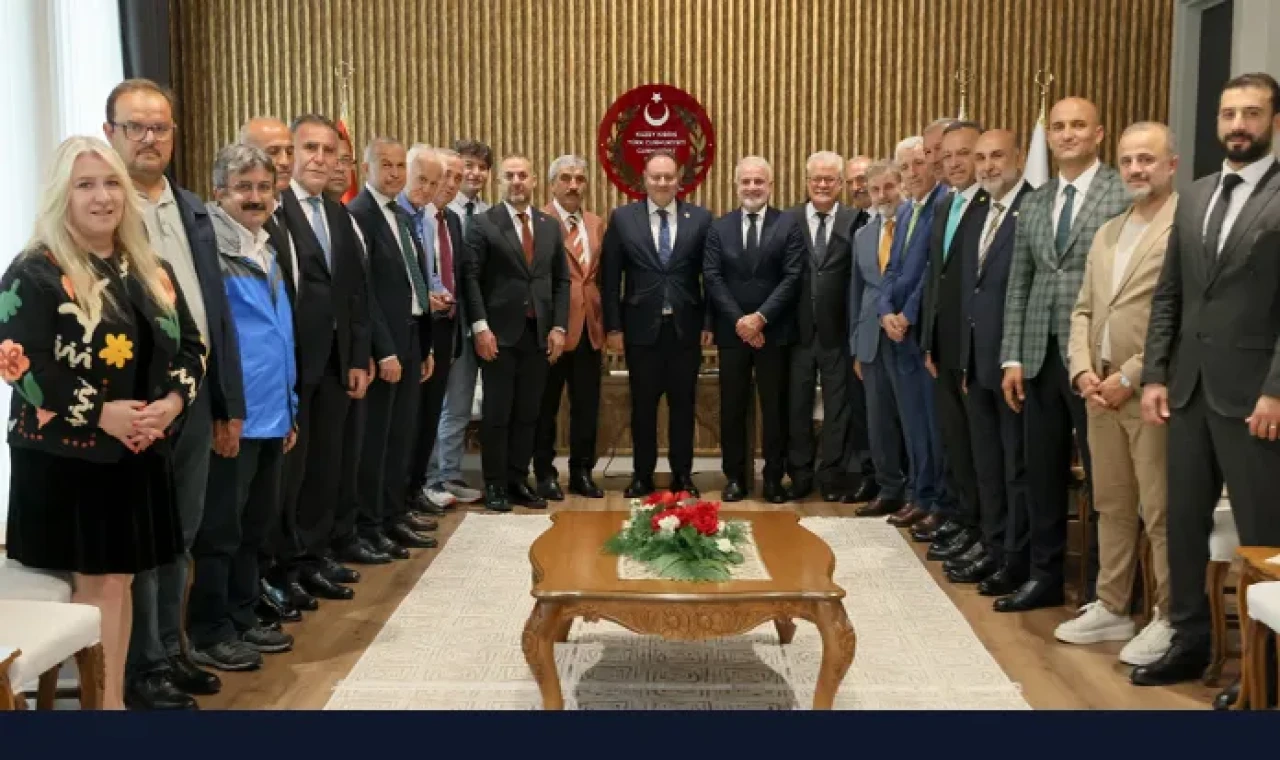 Öztürkler “Kıbrıs Türk gençliğinin sesi izolasyonlardan büyüktür”