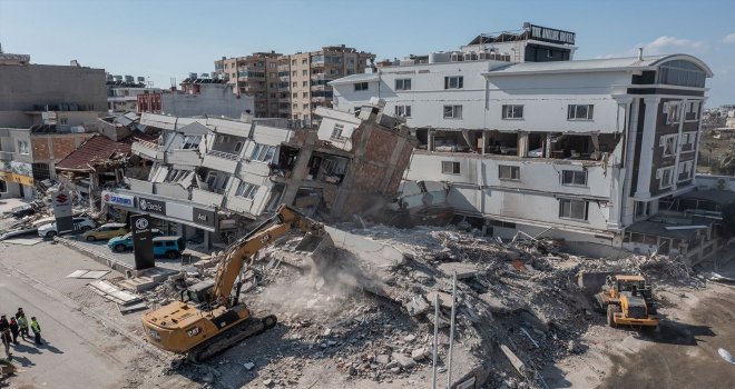 24 bin 921 binada yıkım ve ağır hasar belirlendi