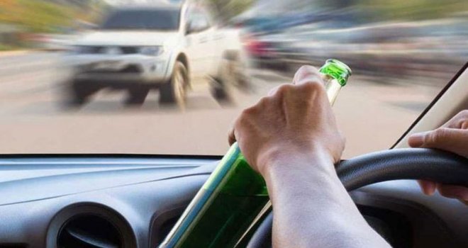 272 promil alkollü sürücü kaza yaptı