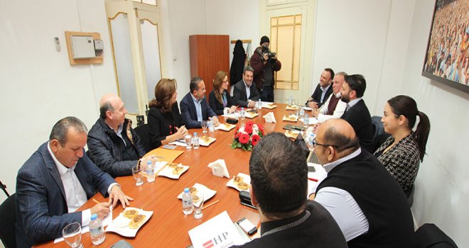 4 parti yetkilileri bugün yeniden biraraya geliyor
