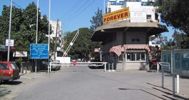 8 Haziran'da bazı kapılar 'koşullu' açılıyor