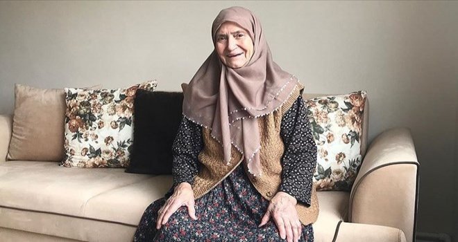 86 yaşında coronayı yenen Resmiye Işık, beyin kanaması geçirdi