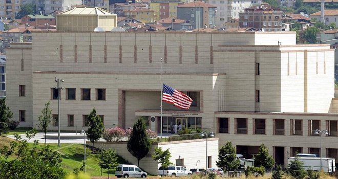 ABD İSTANBUL KONSOLOSLUĞU GÖREVLİSİNİN EŞİ VE KIZI SERBEST