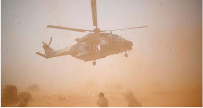 Afganistan’da NATO helikopteri kalkış sırasında düştü