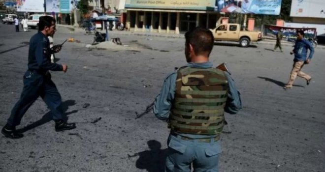 AFGANİSTAN'DA TALİBAN KARAKOLA SALDIRDI