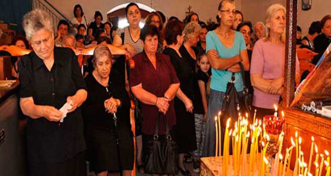 Ag. Fanurios Kilisesi’nde ayin