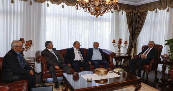 AKINCI: SAVAŞTA KARŞI KARŞIYA GELDİLER, ŞİMDİ İKİ DOST OLARAK BURADALAR