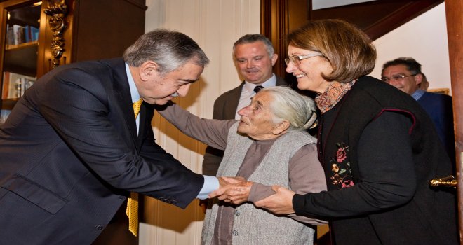 AKINCI, ŞEHİT HÜSEYİN RUSO'NUN KIZ KARDEŞİ MERYEM RUSO'YU KABUL ETTİ