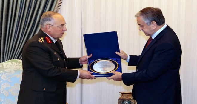 Akıncı, Türk Silahlı Kuvvetleri Temsilcisi 1. Ordu Komutanı Avsever'i kabul etti