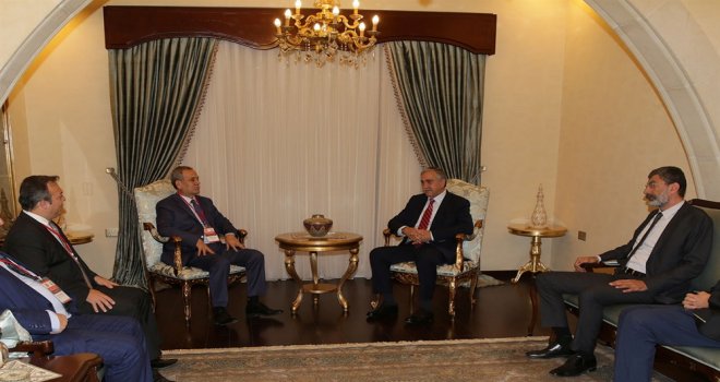AKINCI' TÜRKİYE GAZETECİLER FEDERASYONU YÖNETİM KURULUNU KABUL ETTİ