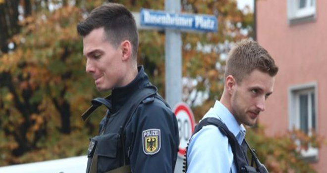 Almanya’nın Münih kentinde bıçaklı saldırı