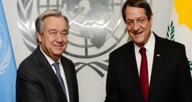 ANASTASİADİS PEKİN’DE GUTERRES’LE KISA BİR GÖRÜŞME YAPTI