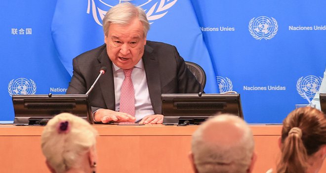 Antonio Guterres, Suriye'de geçici hükümetin sivilleri koruma taahhüdünü memnuniyetle karşıladı