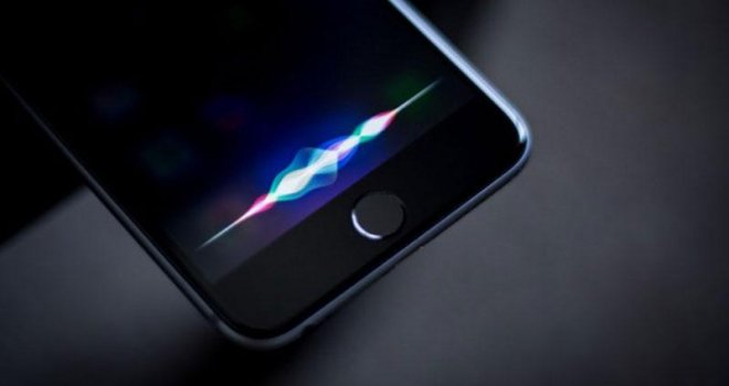 Apple'da Siri skandalı!
