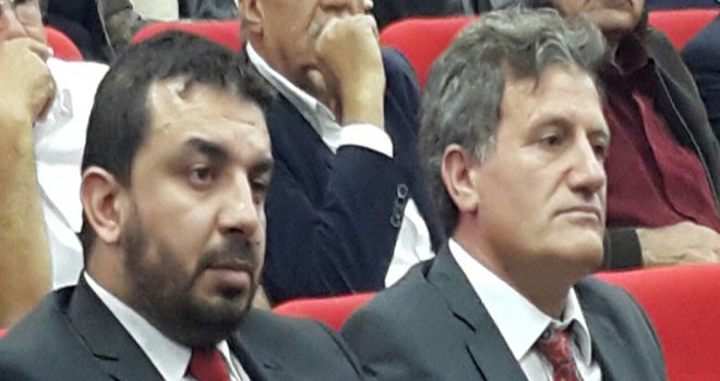 Arıklı, Genel Başkanlıktan istifa etti, Parti Meclisi reddetti
