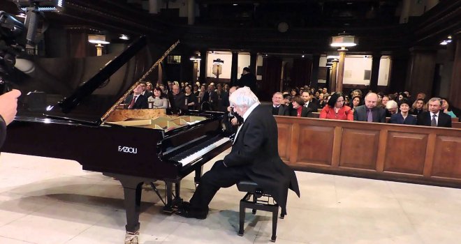 ARMAN RATİP, 30 EYLÜL’DE LONDRA’DA 