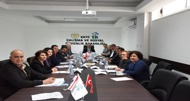 ASGARİ ÜCRET SAPTAMA KOMİSYONU İTRAZLARI GÖRÜŞTÜ... ASGARİ ÜCRET AYLIK 2 BİN 365 TL OLARAK AYNI KALDI..