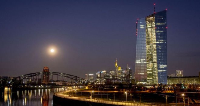 Avrupa’da virüs tedbirleri ekonomiyi vurmaya devam ediyor