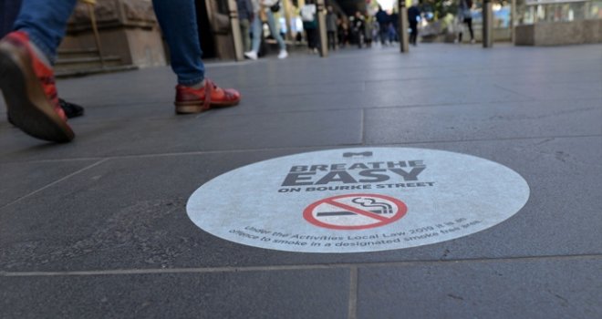 Avustralya'nın ünlü caddesinde sigara içmek yasaklandı