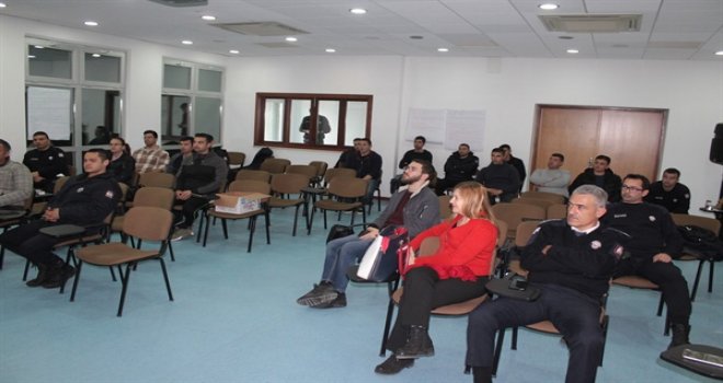 BAĞIMLILIK FARKINDALIK EĞİTİMİNİ TAMAMLAYAN 33 GARDİYANA SERTİFİKALARI VERİLDİ