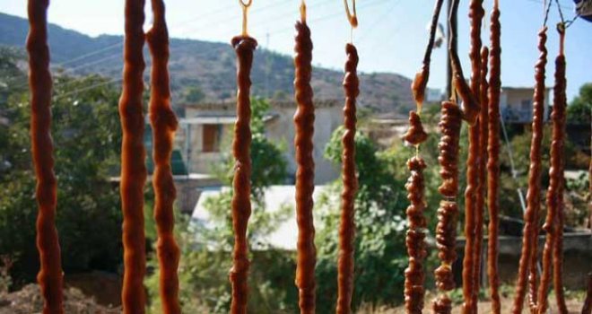 BAĞLIKÖY’DE PAZAR GÜNÜ “GELENEKSEL PALÜZE GÜNÜ” VAR.