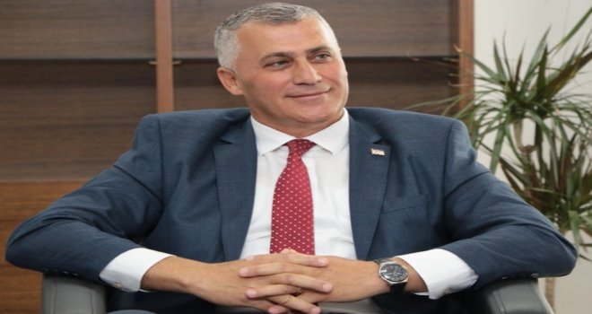 Bakan Amcaoğlu çeşitli temaslar yapmak üzere Ankara'ya gitti