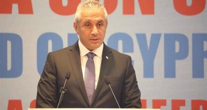 Bakan Taçoy: Bayrağımıza uzanan eli kırmasını iyi biliriz