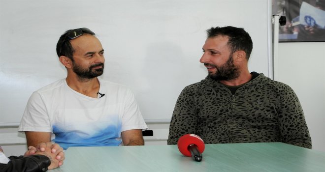 BARIŞ İÇİN YÜRÜYORLAR..