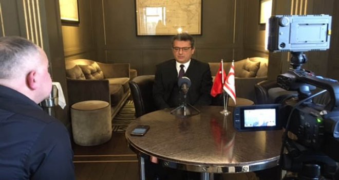 BAŞBAKAN ERHÜRMAN AA VE AMERİKANIN SESİ'NE RÖPORTAJ 