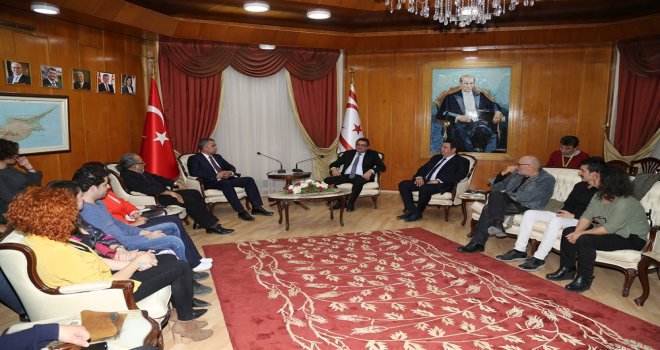 BAŞBAKAN ERHÜRMAN, DEVLET TİYATROLARI EKİBİNİ KABUL ETTİ...ERHÜRMAN : “3 PROJE İÇİN NİYETLİ VE İSTEKLİYİZ”