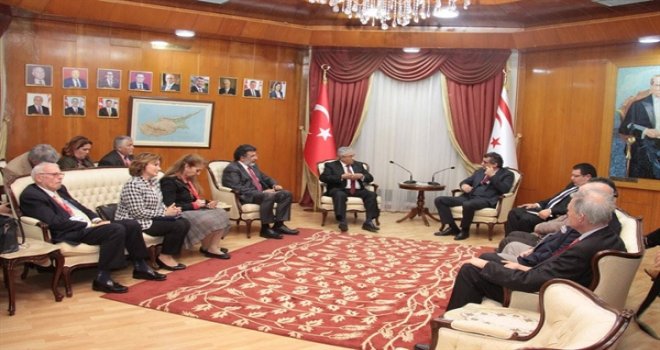 BAŞBAKAN ERHÜRMAN, DÜNYA TURİZM YAZARLARI VE GAZETECİLERİ FEDERASYONU HEYETİNİ KABUL ETTİ
