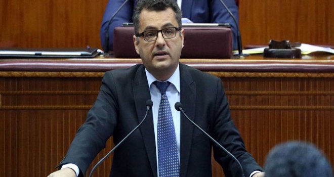 BAŞBAKAN ERHÜRMAN: "HÜKÜMET EŞİTLİĞİN TEMİNATI..."