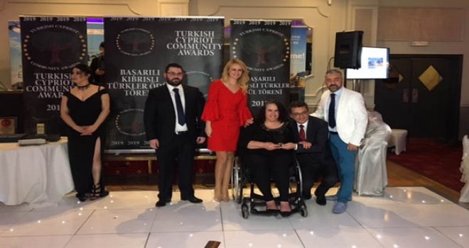 BAŞBAKAN ERHÜRMAN LONDRA’DA KIBRIS TÜRK VAKFI DAYANIŞMA GECESİNE KATILDI