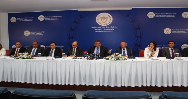 BAŞBAKAN ERHÜRMAN, TÜM KABİNE ÜYELERİNİN KATILIMIYLA BASIN TOPLANTISI DÜZENLEDİ