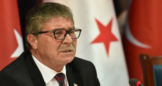 Başbakan Üstel: ''Bu çağ dışı anlayışı ve gençlerimizin gelişimini engelleme çabasını şiddetle kınıyoruz.''