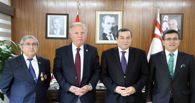 BAŞBAKAN YARDIMCISI DENKTAŞ MUHARİP GAZİLERİ KABUL ETTİ