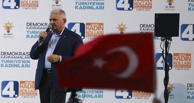 Başbakan Yıldırım: Dağ gibi sorunları dağ gibi hizmetlere dönüştürdük.