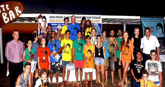 “Başka Ardalar Ölmesin 3. Uluslararası Kite Surf” yarışması yapıldı