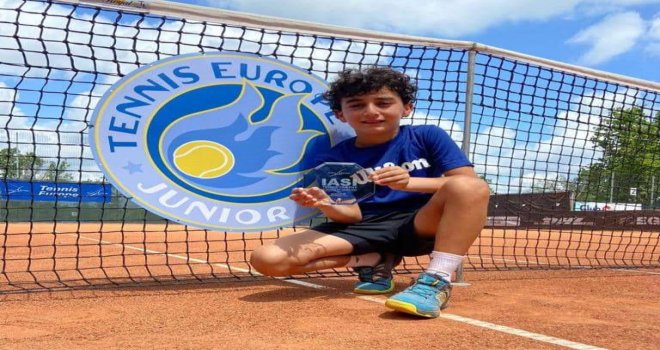 Bekir Devran Esendağlı 14 Yaş Altında Türkiye Şampiyonu
