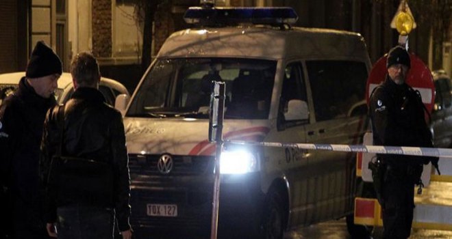 Belçika’da patlama meydana gelen bina yıkıldı